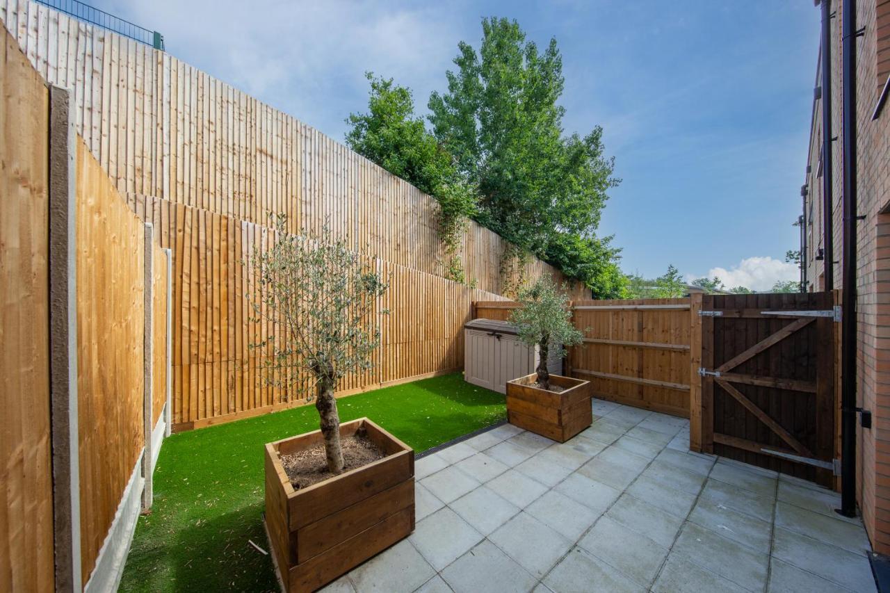Villa Cozen Edgware Exterior foto